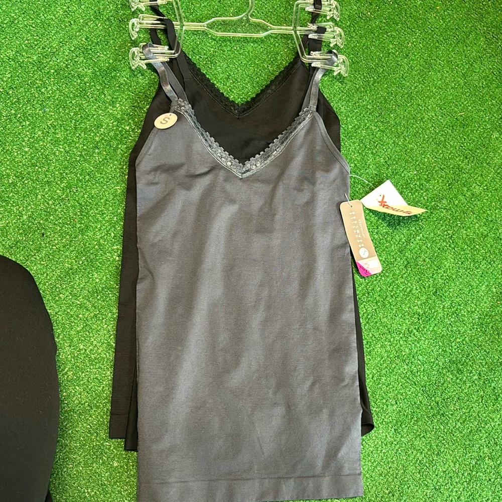 NWT nouvelle 3 pack cami